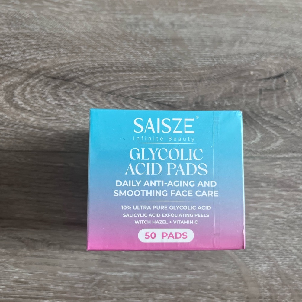 🌟free w/purchase🌟 Glycolic Acid Pads Daily Anti-Aging Face Care